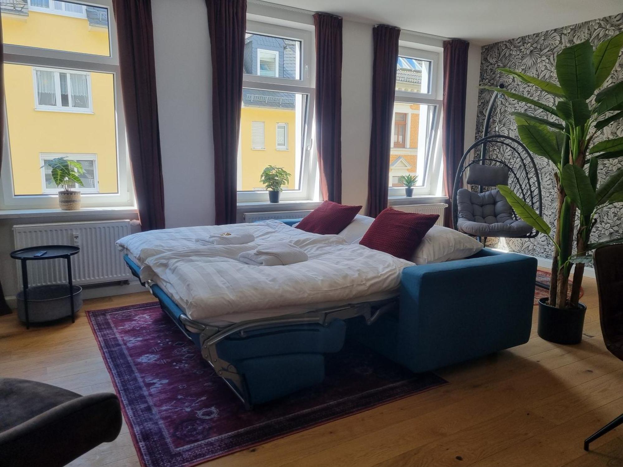 Maremar - Style-Loft Am Ferberturm - 2 Schlafzimmer - Luxus Boxspringbett - Arbeitsplaetze - Highspeed Wlan Gera Exterior photo